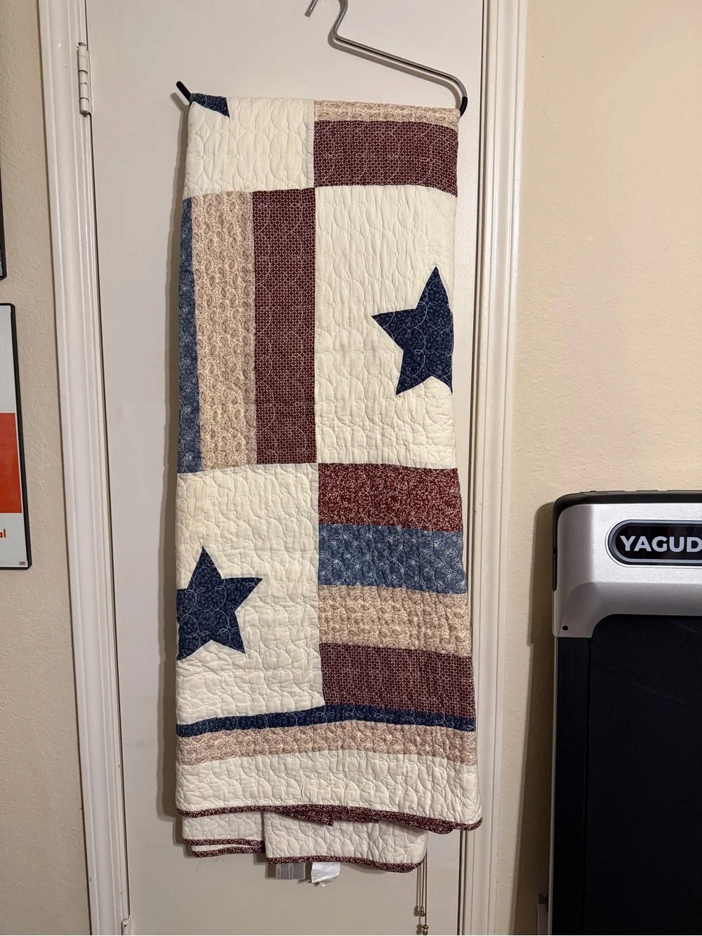 Discontinued Cracker Barrel Roosevelt Queen Quilt 90x90 no shams